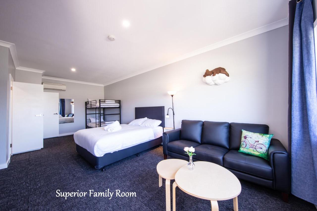 Vikas Motel Jindabyne Buitenkant foto