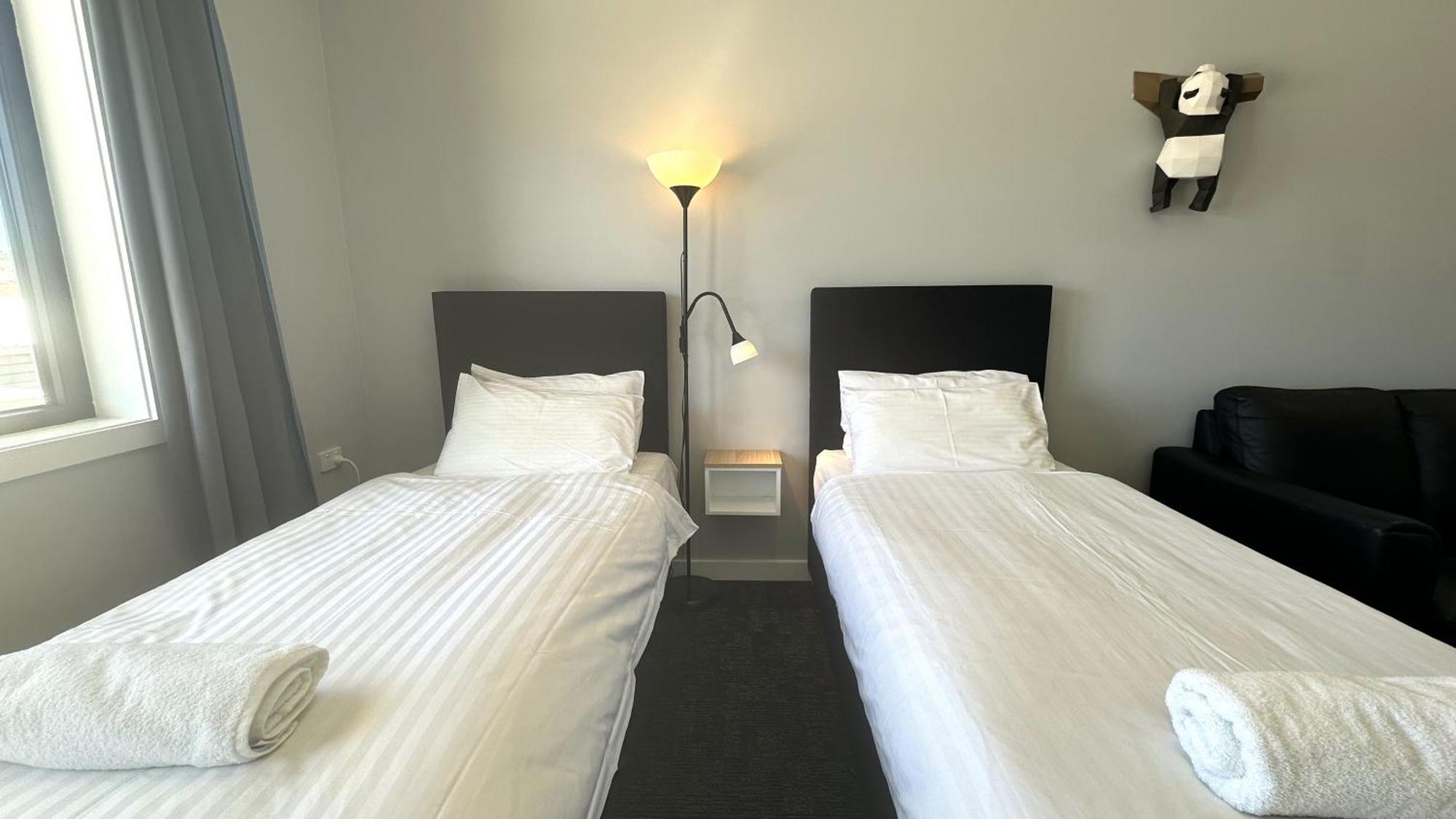 Vikas Motel Jindabyne Buitenkant foto